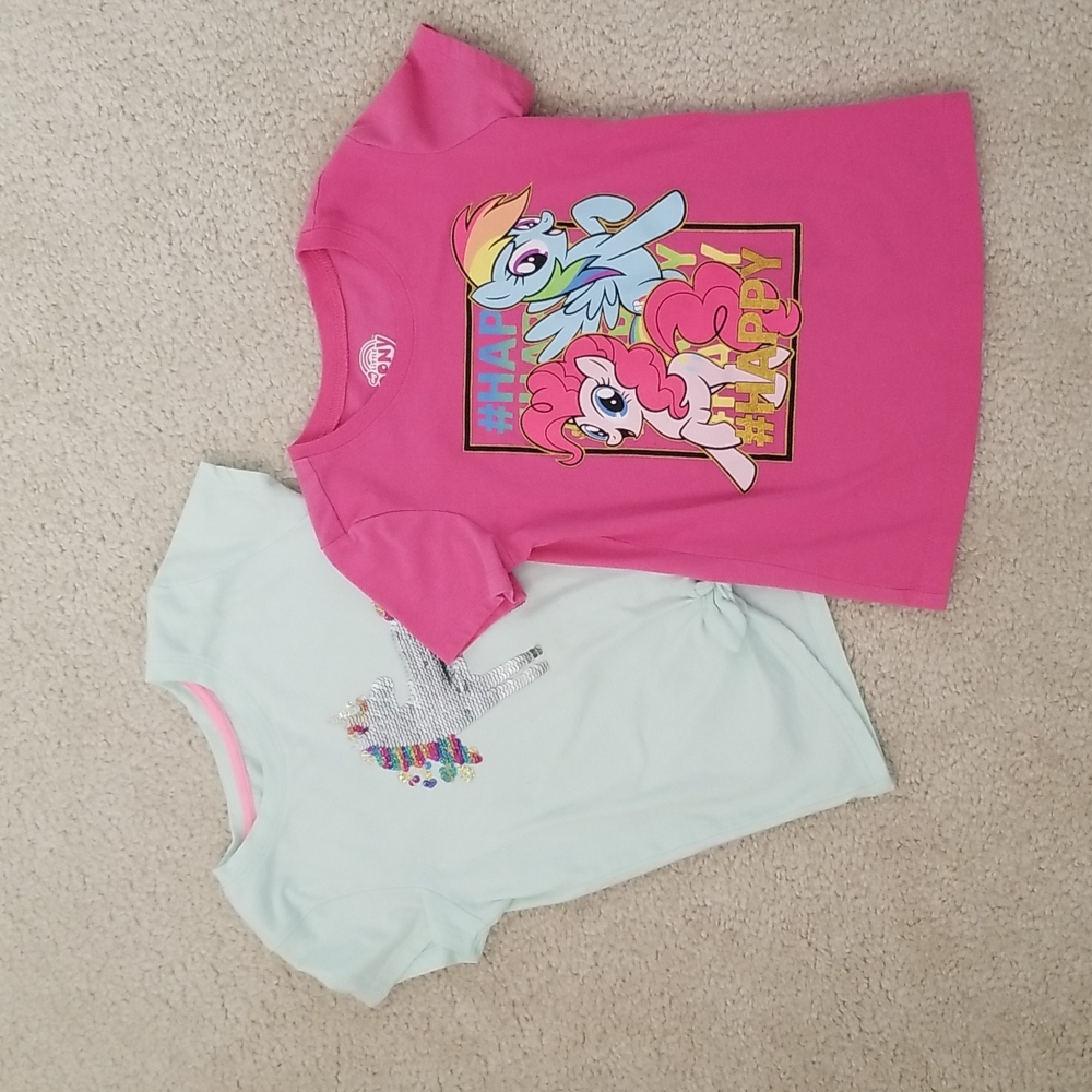 Bundle of 2 Girls Tees (Size S)